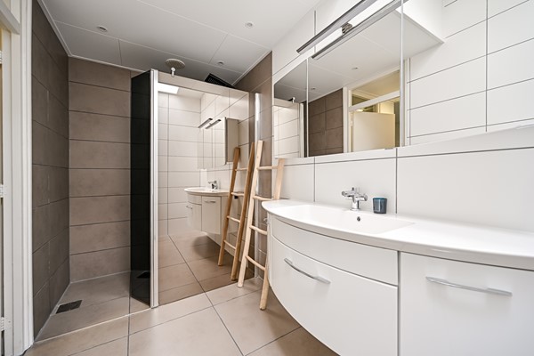 Medium property photo - Van Cruiningenweg 16, 3218 BB Heenvliet